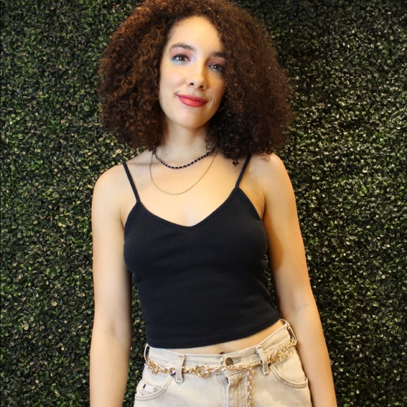 TOPSHOP Ribbed Crop Top - Picture 2 of 4